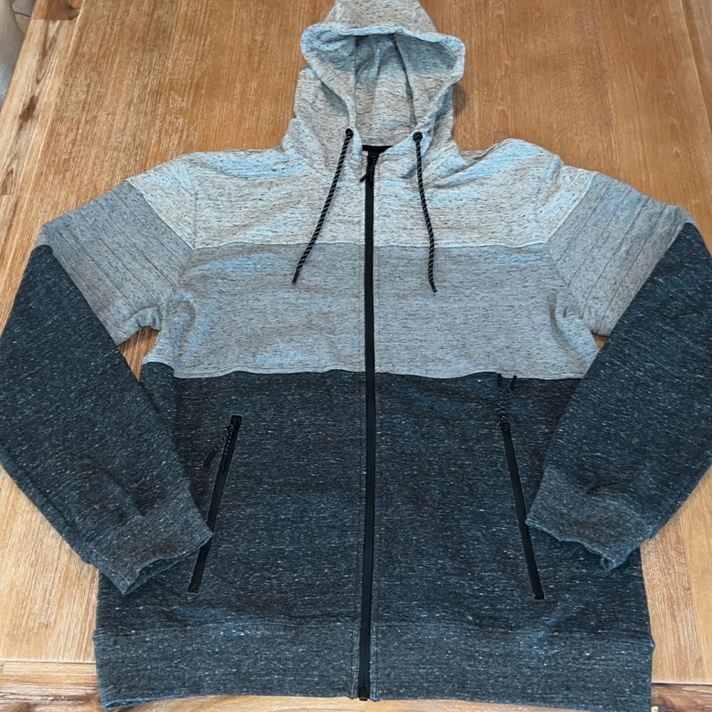 Etoic color block hoodie. Size L. NWOT